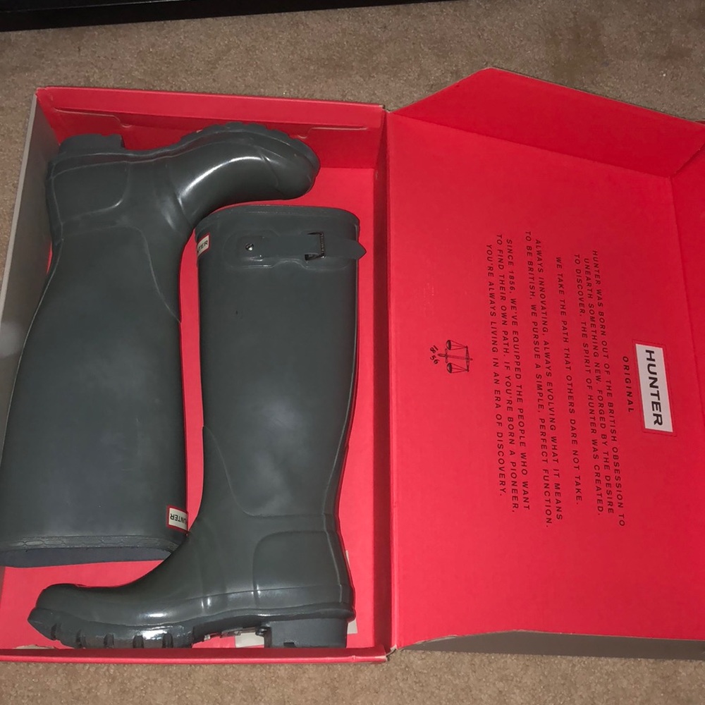 tall hunter boots size 8 in gray - Picture 1 of 3